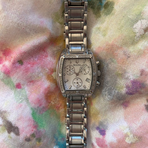 Bulova Watch - Picture 5 of 7